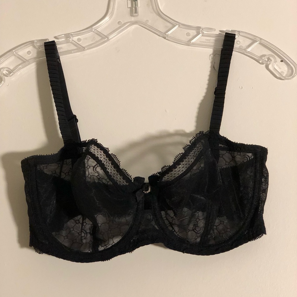 Black Lace Demi Bra Chantelle 32F / 32DDDD